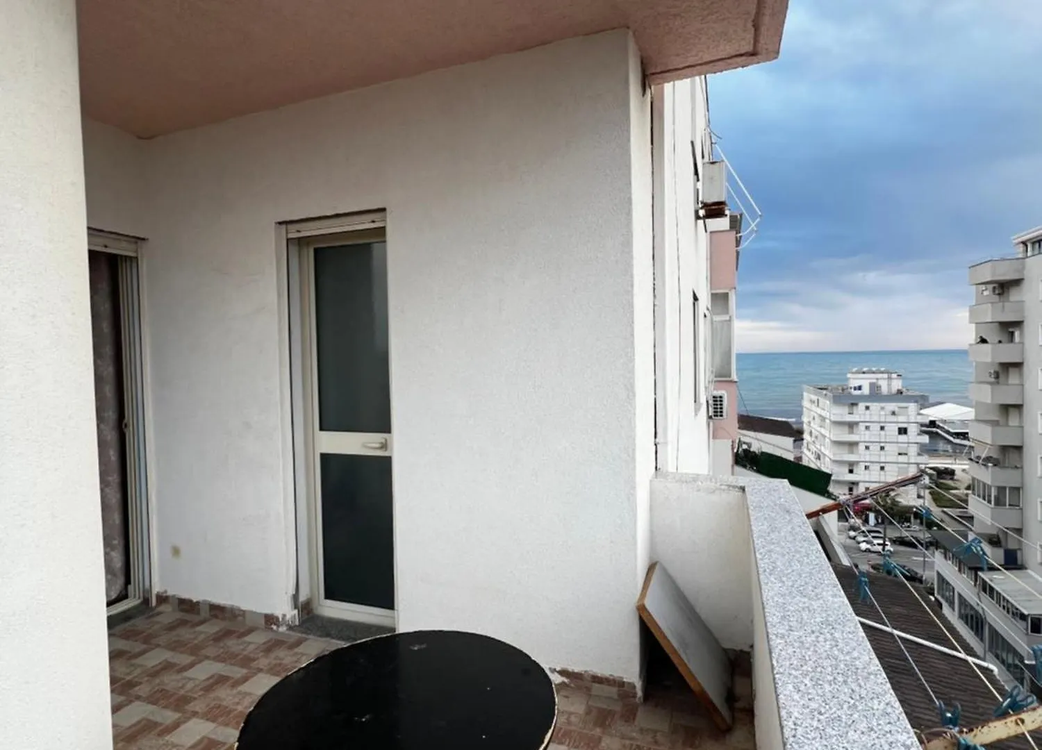Art'S Apartment Durrës 0*,